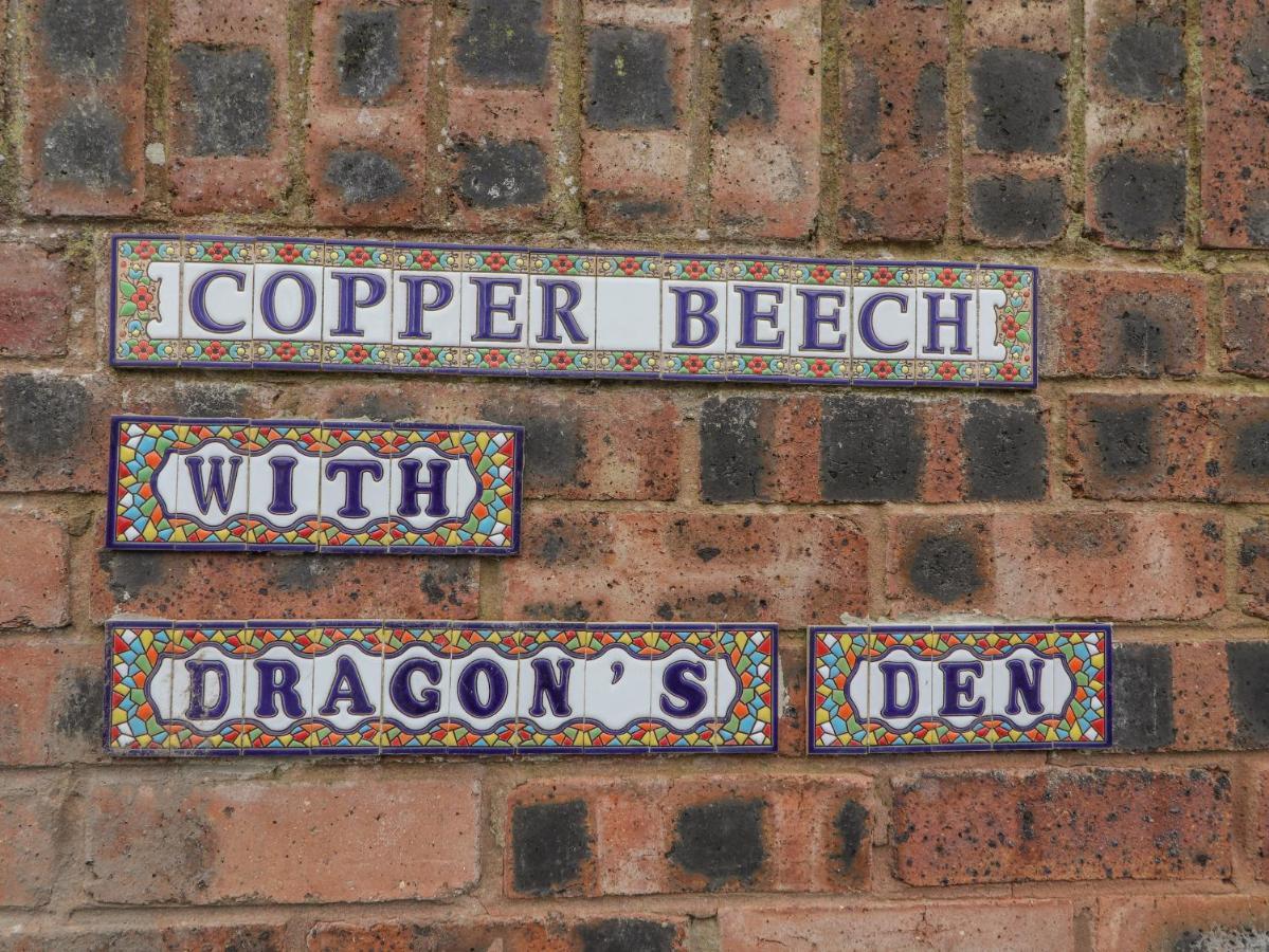 Dragon'S Den Apartamento Chester Exterior foto
