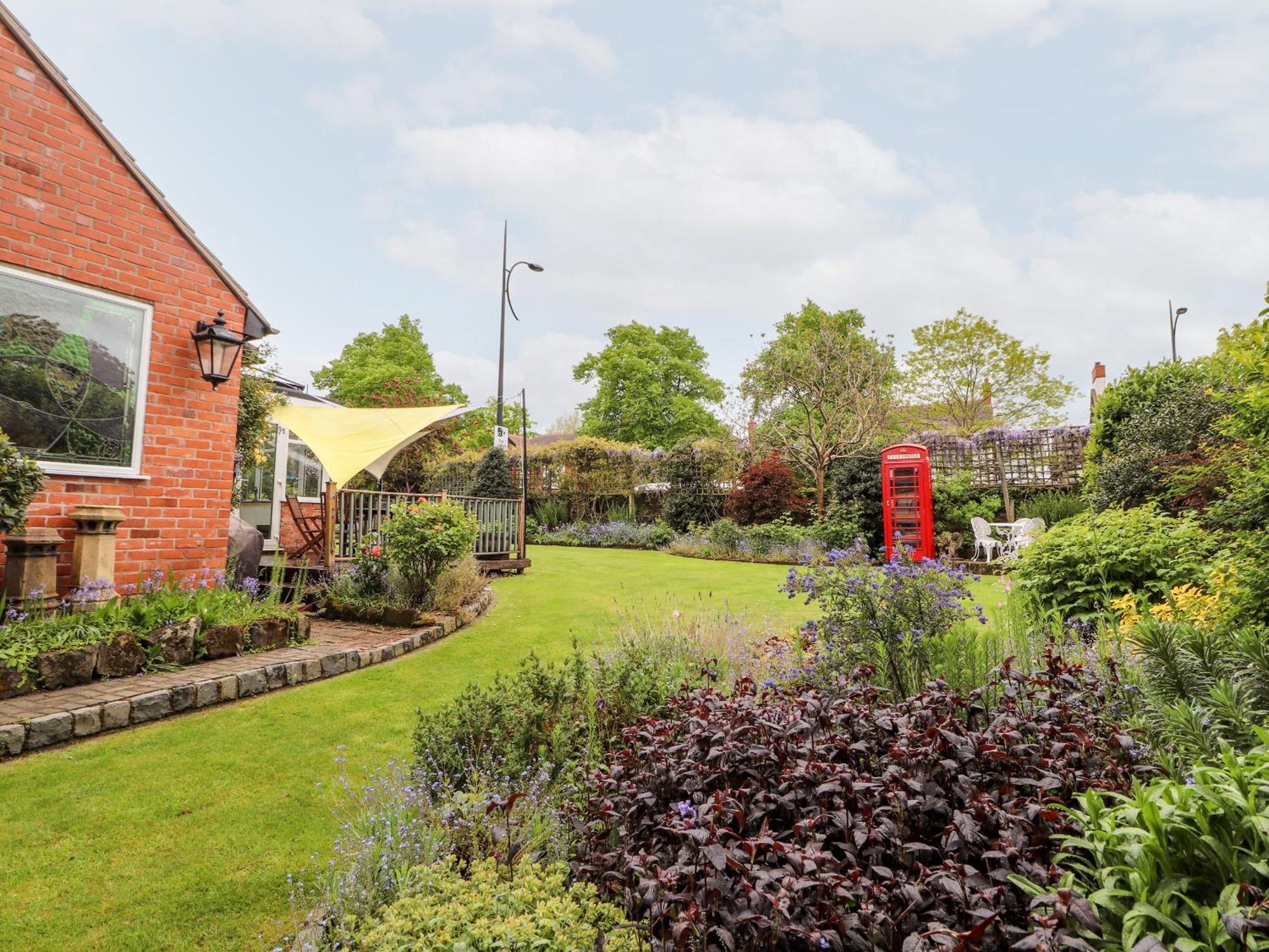 Dragon'S Den Apartamento Chester Exterior foto